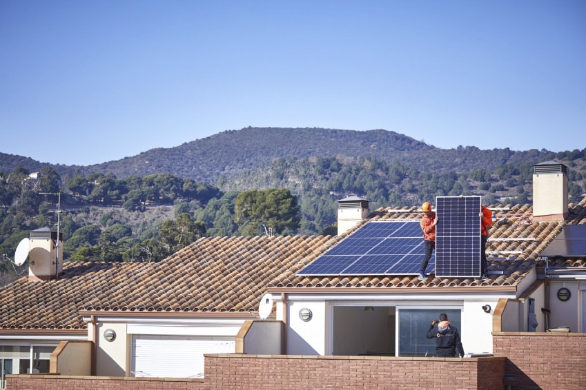 raons per instalar plaques solars aquest 2024